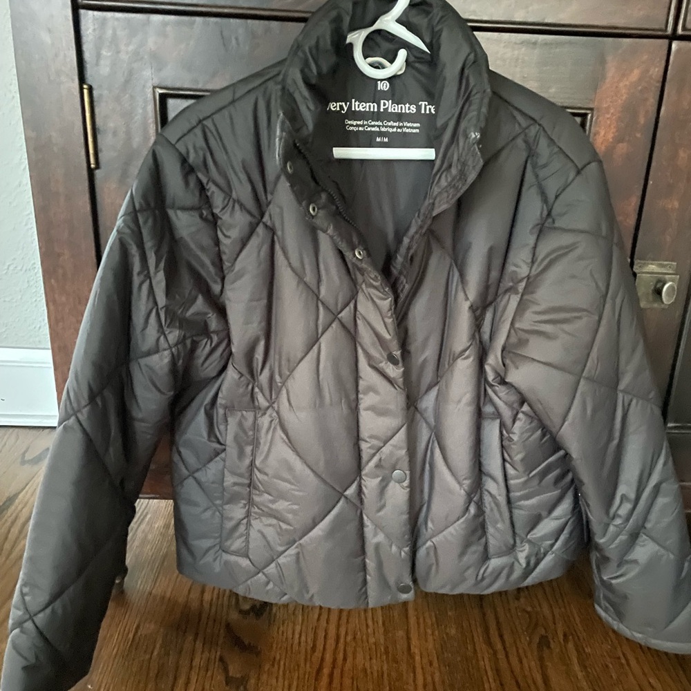 tentree Women's Black Puffer Jacket